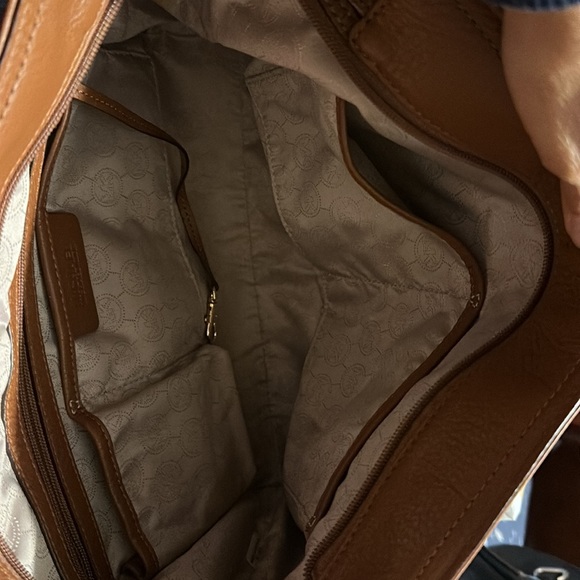 Michael kors large tote. - Picture 3 of 4